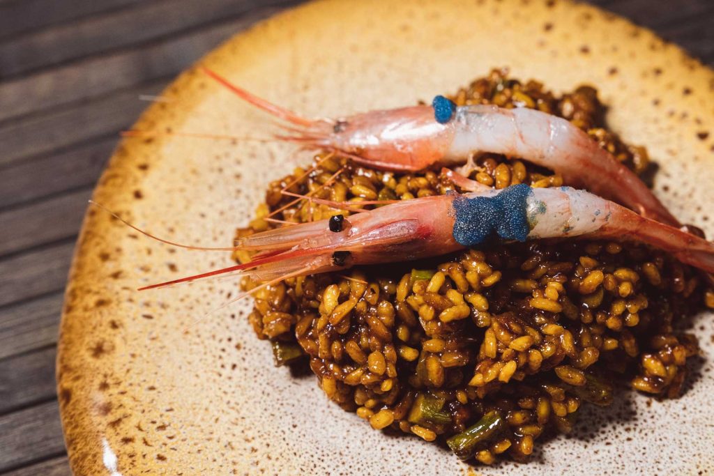 comer arroz en alicante alma de barra